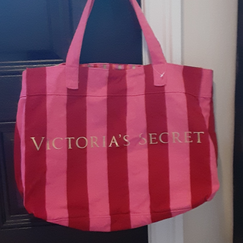 Victoria's secret totes nwot